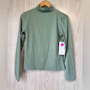 YOGALICIOUS ZENLY EVELYN MOCK NECK Lilly Pad Size L NWT